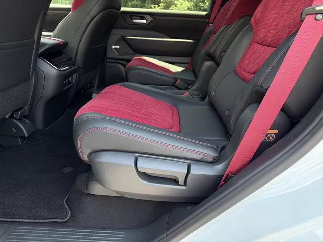 2026 Everest White Pearl/Black Nissan Armada NISMO 4X4 SUV