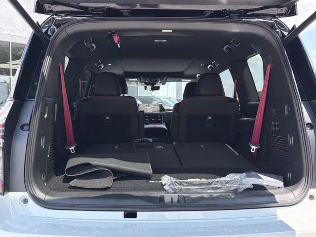 2026 Everest White Pearl/Black Nissan Armada NISMO 4X4 SUV