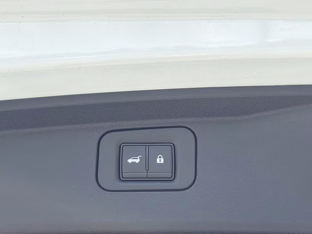 2026 Everest White Pearl/Black Nissan Armada NISMO 4X4 SUV