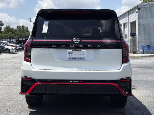 2026 Everest White Pearl/Black Nissan Armada NISMO 4X4 SUV
