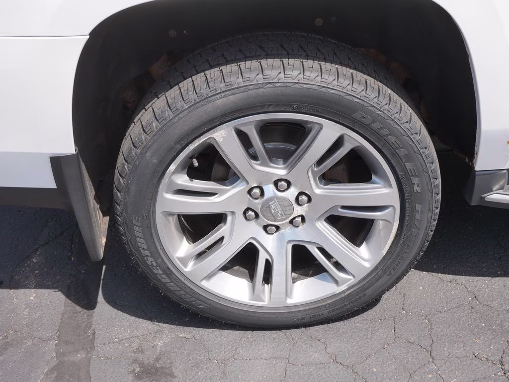 2016 Crystal White Tricoat Cadillac Escalade ESV Luxury 4X4 SUV