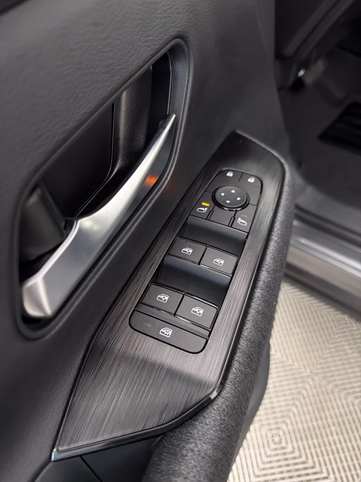 2026 Gun Metallic Nissan Kicks SV FWD SUV