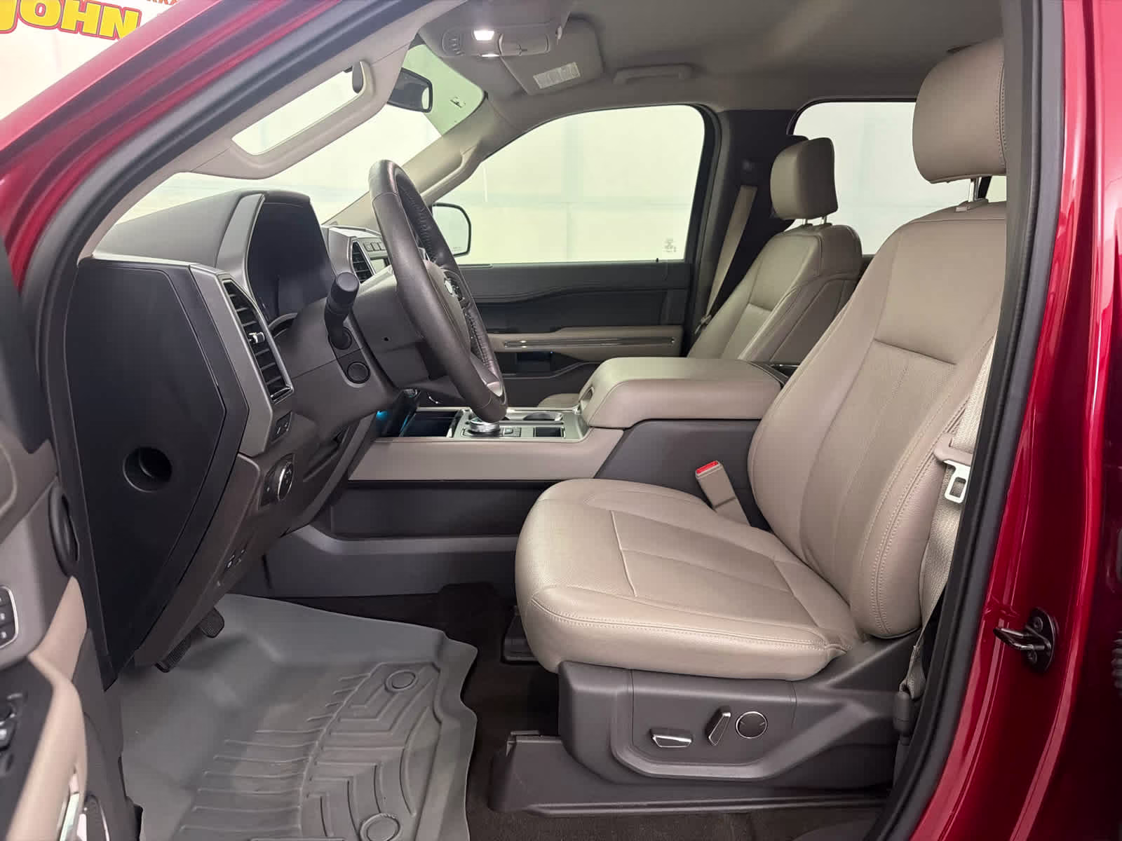 2019 Ruby Red Metallic Tinted Clearcoat Ford Expedition XLT RWD SUV
