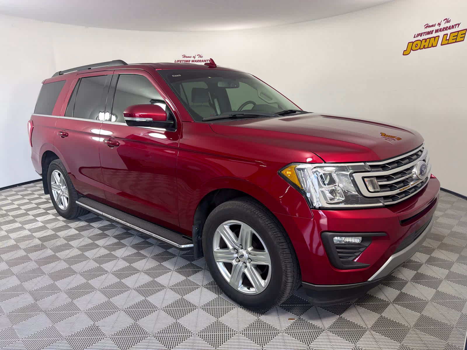 2019 Ruby Red Metallic Tinted Clearcoat Ford Expedition XLT RWD SUV
