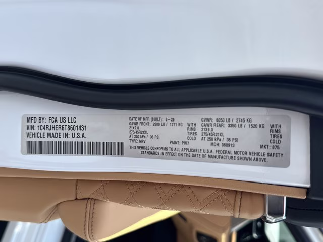 2026 Bright White Clearcoat Jeep Grand Cherokee Summit 4X4 SUV