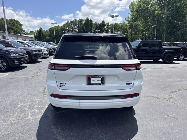2026 Bright White Clearcoat Jeep Grand Cherokee Summit 4X4 SUV