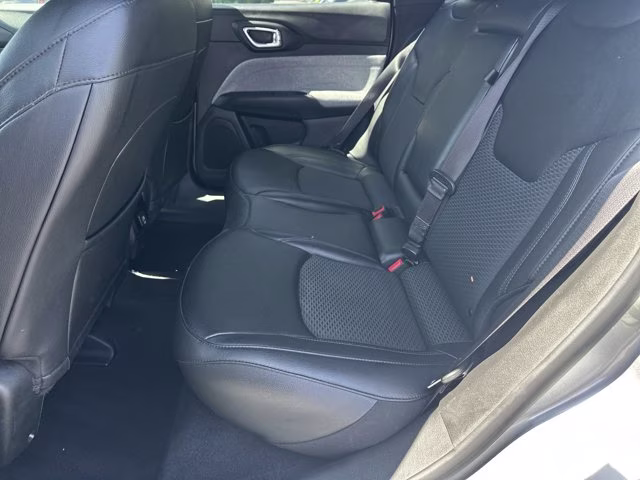 2024 Silver Jeep Compass Latitude 4X4 SUV
