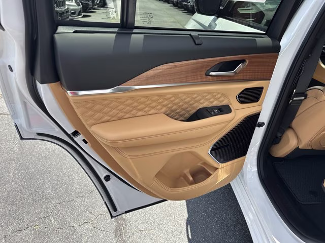 2026 Bright White Clearcoat Jeep Grand Cherokee Summit 4X4 SUV