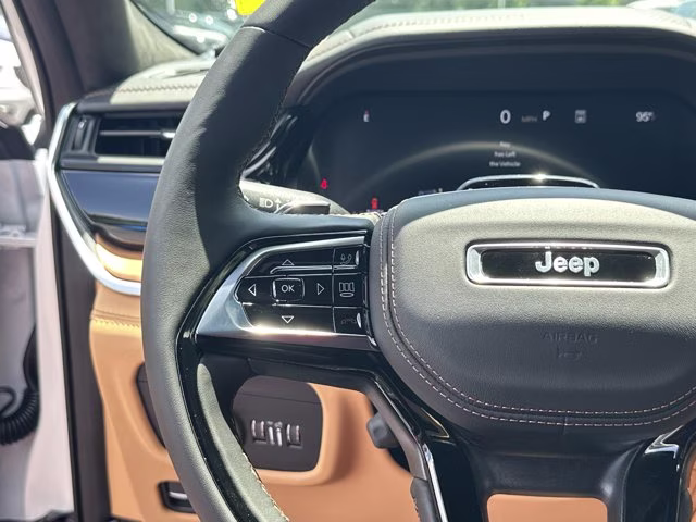 2026 Bright White Clearcoat Jeep Grand Cherokee Summit 4X4 SUV