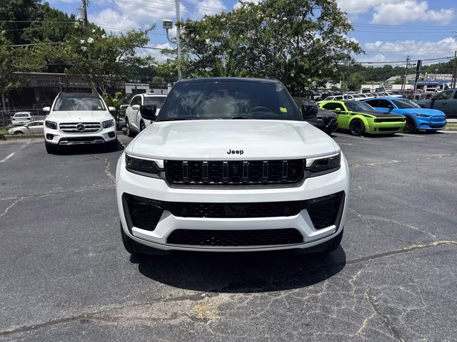 2026 Bright White Clearcoat Jeep Grand Cherokee Summit 4X4 SUV