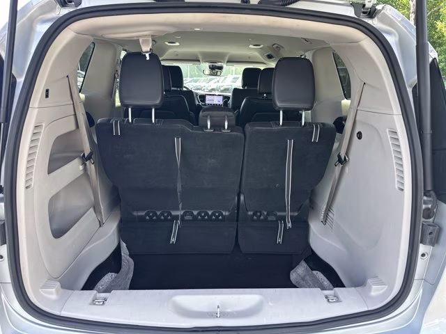 2023 Silver Mist Clearcoat Chrysler Pacifica Touring L FWD Van