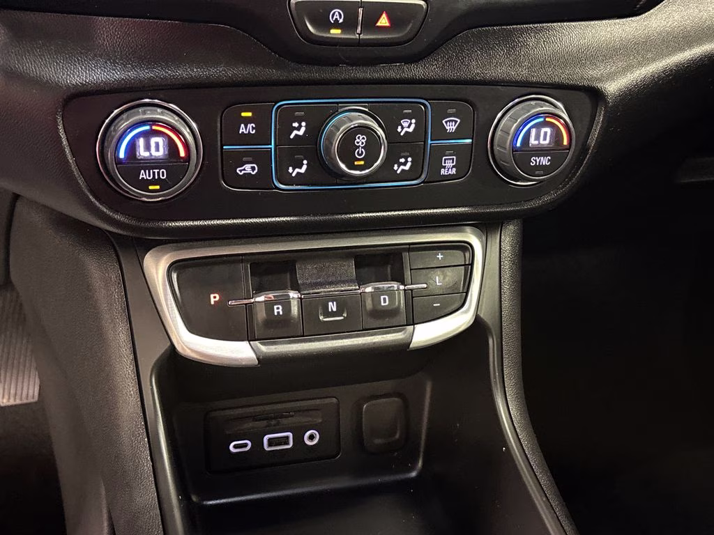 2024 Ebony Twilight Metallic GMC Terrain SLT AWD SUV