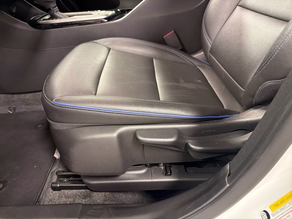 2025 Summit White Buick Envista Sport Touring FWD SUV