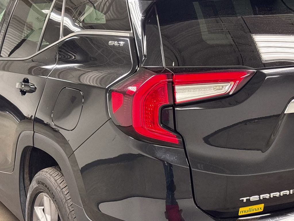 2024 Ebony Twilight Metallic GMC Terrain SLT AWD SUV