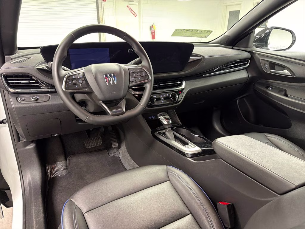 2025 Summit White Buick Envista Sport Touring FWD SUV