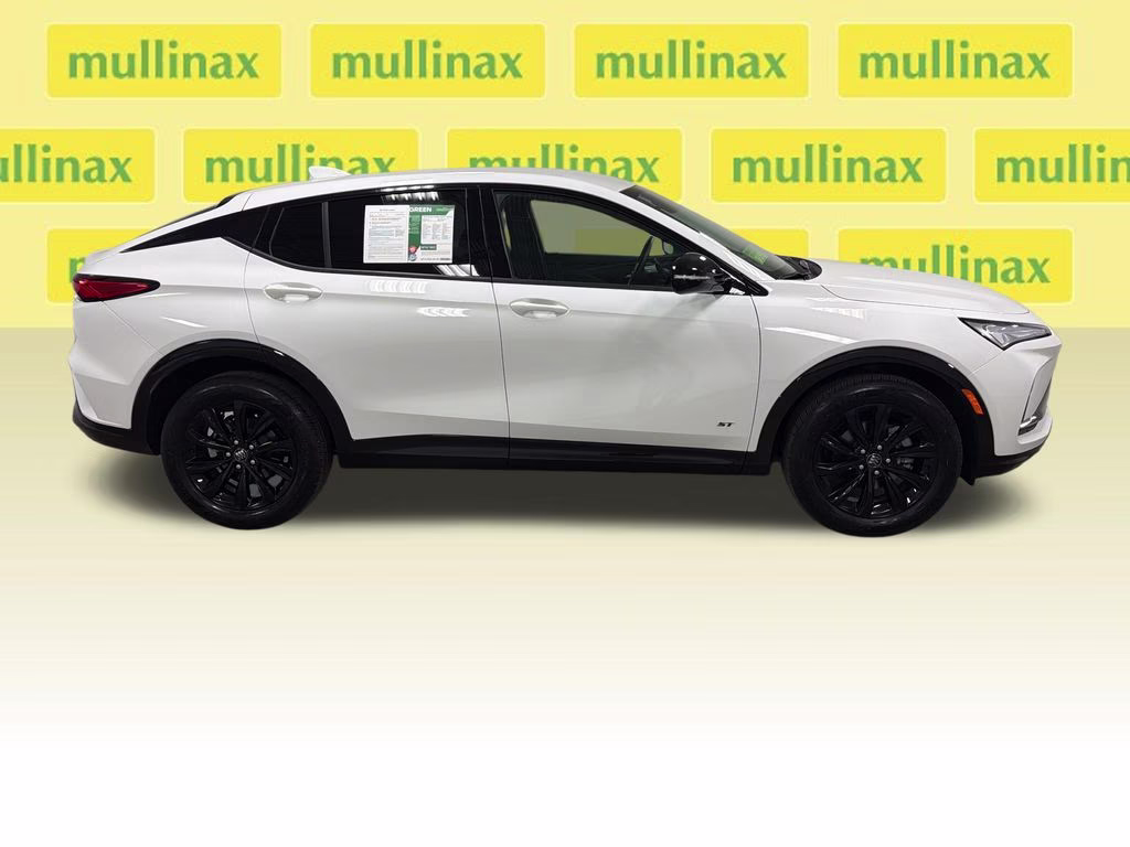 2025 Summit White Buick Envista Sport Touring FWD SUV
