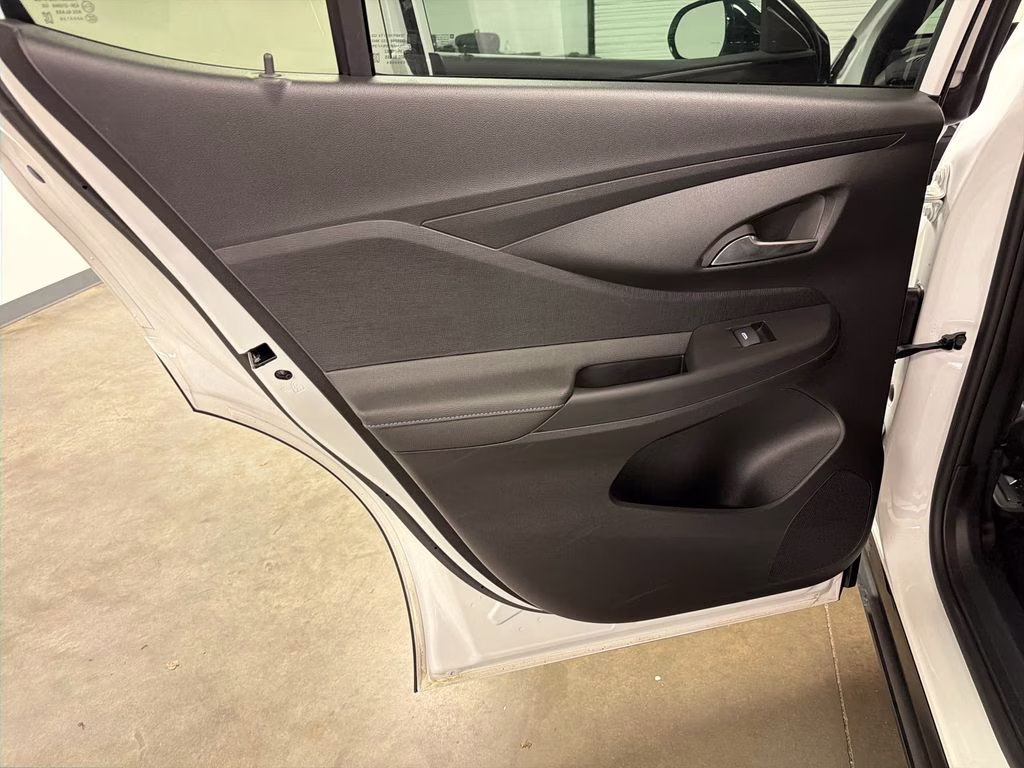 2025 Summit White Buick Envista Sport Touring FWD SUV