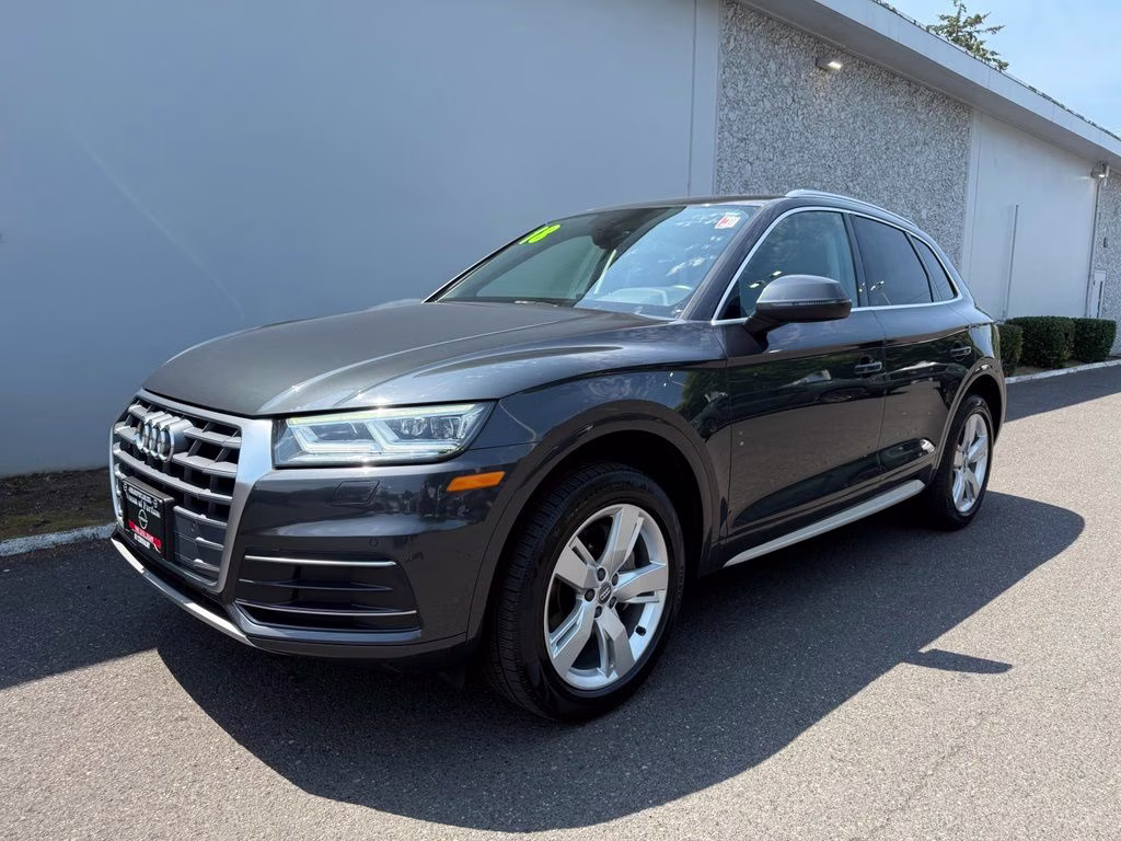 2018 Gray Metallic Audi Q5 2.0T AWD SUV