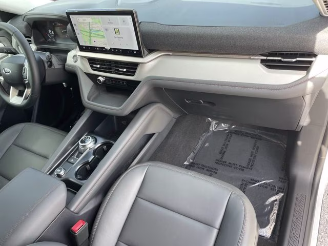 2026 Space White Metallic Ford Explorer Active RWD SUV