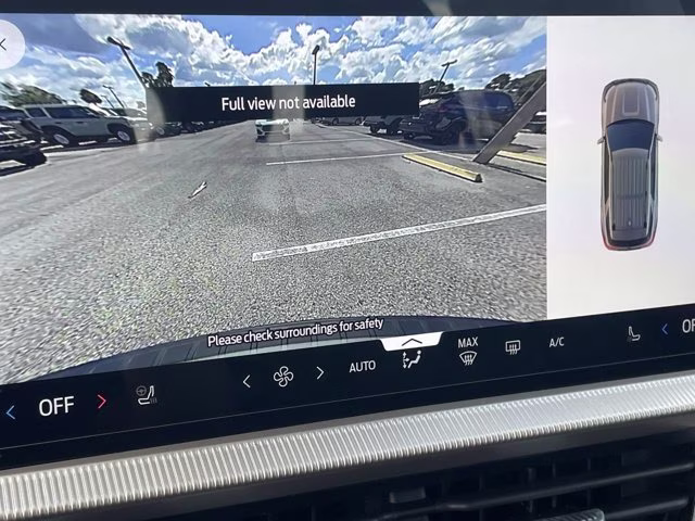 2026 Space White Metallic Ford Explorer Active RWD SUV