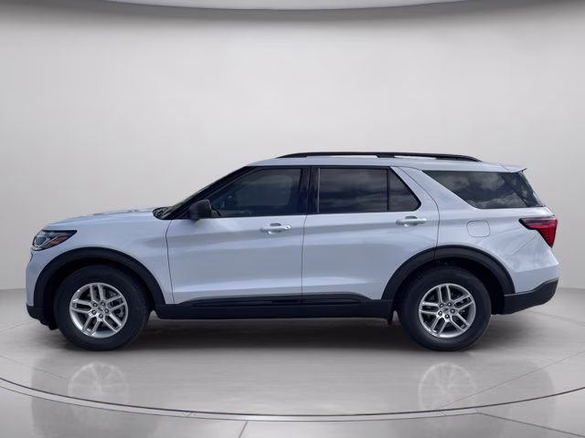 2026 Space White Metallic Ford Explorer Active RWD SUV