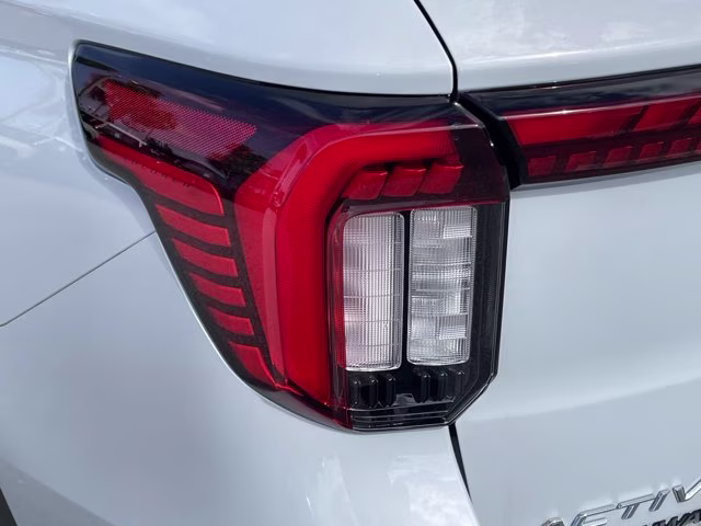 2026 Space White Metallic Ford Explorer Active RWD SUV