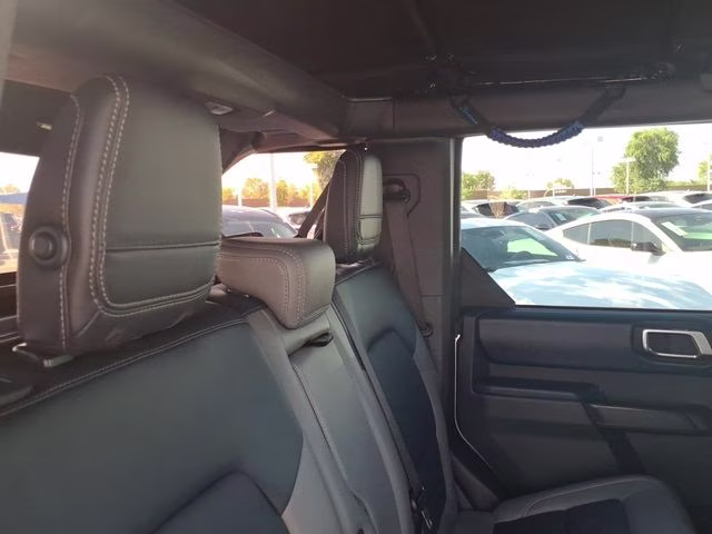 2024 Silver Metallic Ford Bronco Outer Banks 4X4 SUV
