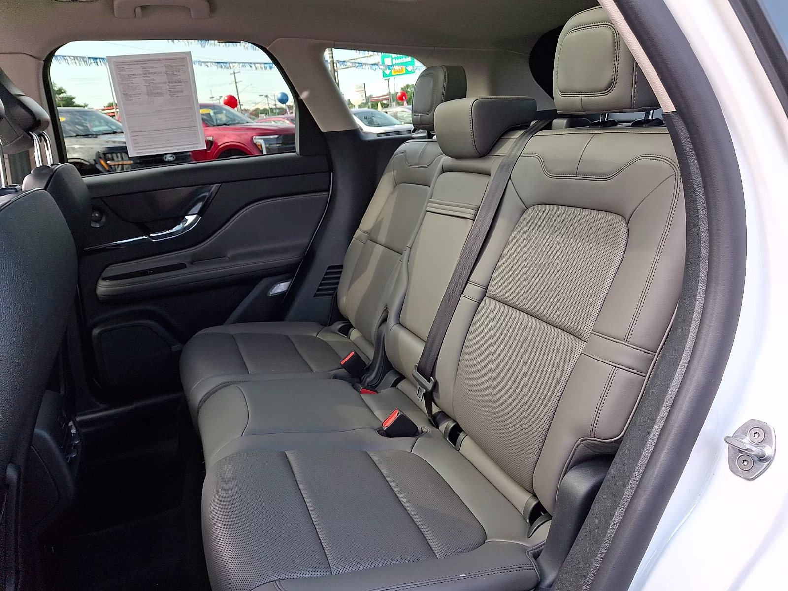 2024 Pristine White Metallic Tri-Coat - AZ Lincoln Corsair Reserve AWD