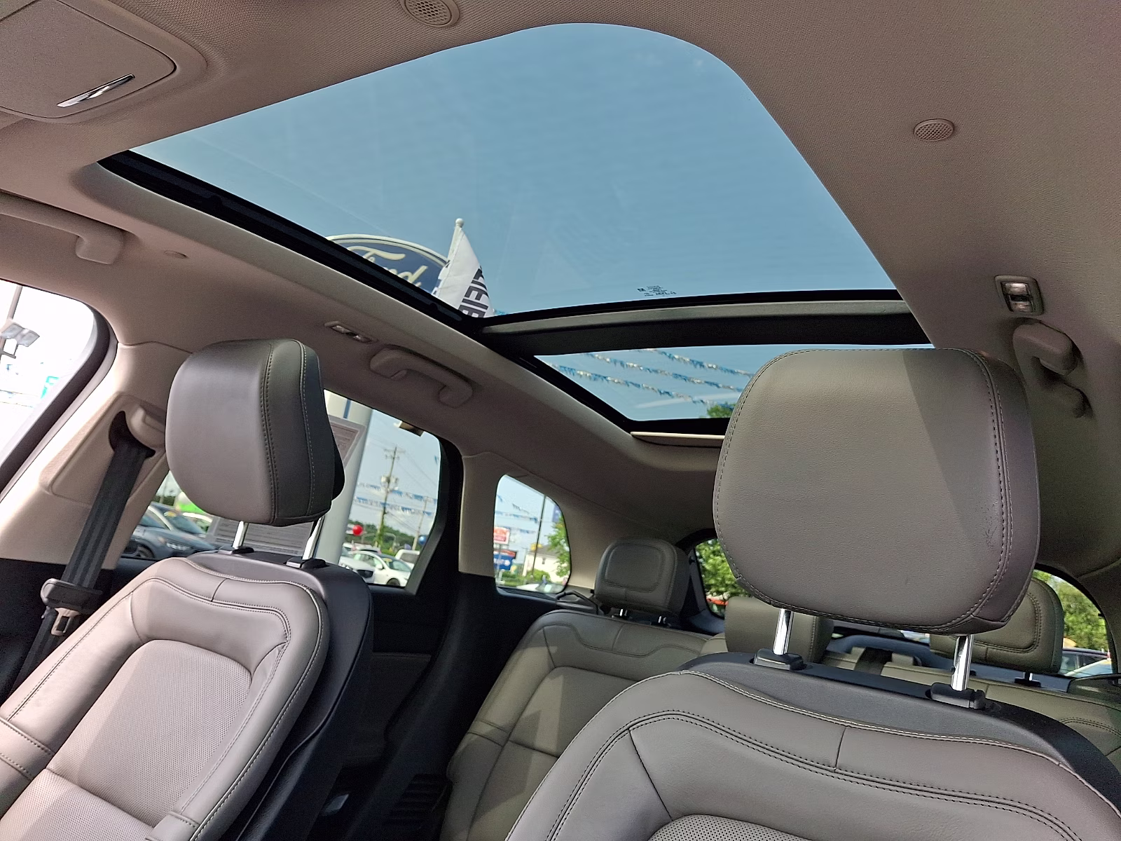 2024 Pristine White Metallic Tri-Coat - AZ Lincoln Corsair Reserve AWD