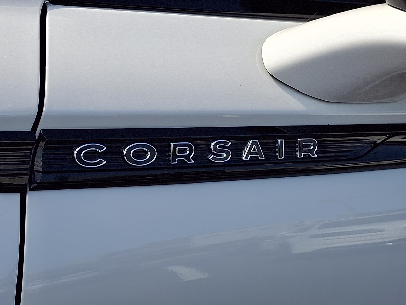 2024 Pristine White Metallic Tri-Coat - AZ Lincoln Corsair Reserve AWD