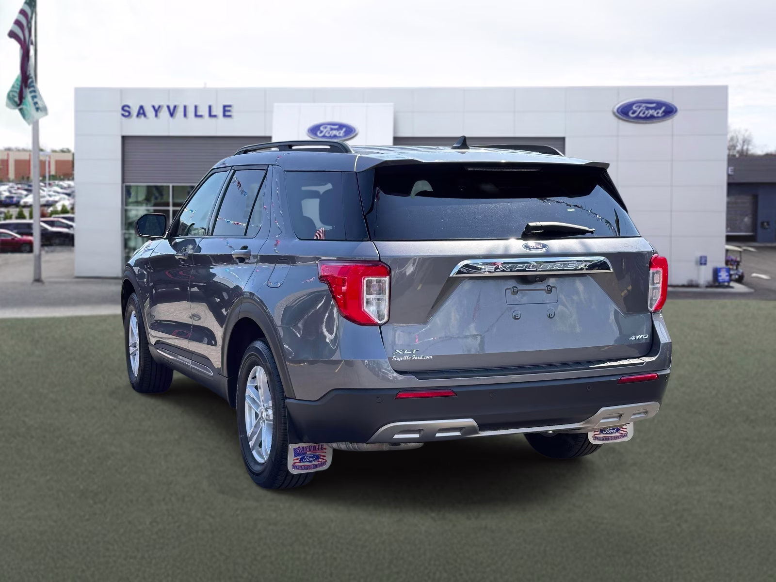 2022 Carbonized Gray Metallic Ford Explorer XLT 4WD 4X4 SUV