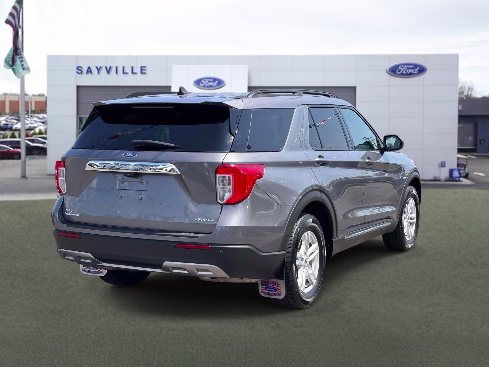 2022 Carbonized Gray Metallic Ford Explorer XLT 4WD 4X4 SUV