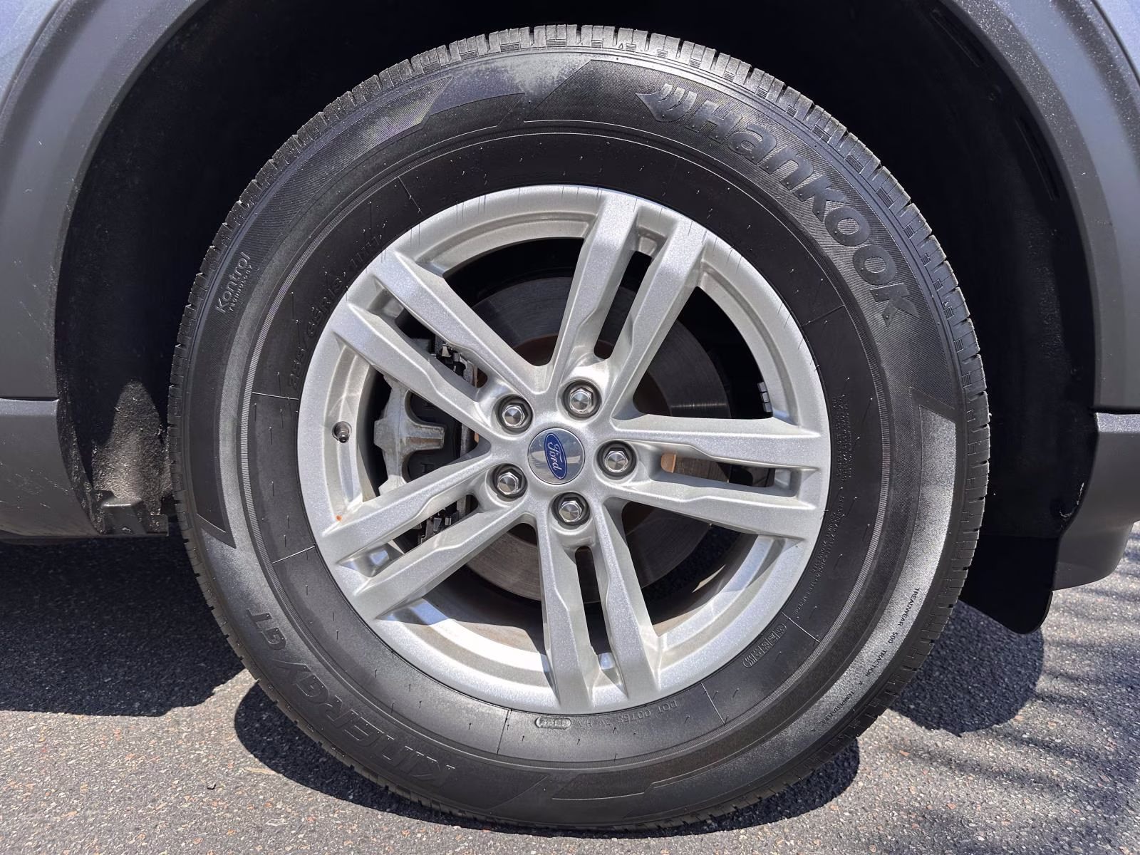 2022 Carbonized Gray Metallic Ford Explorer XLT 4WD 4X4 SUV