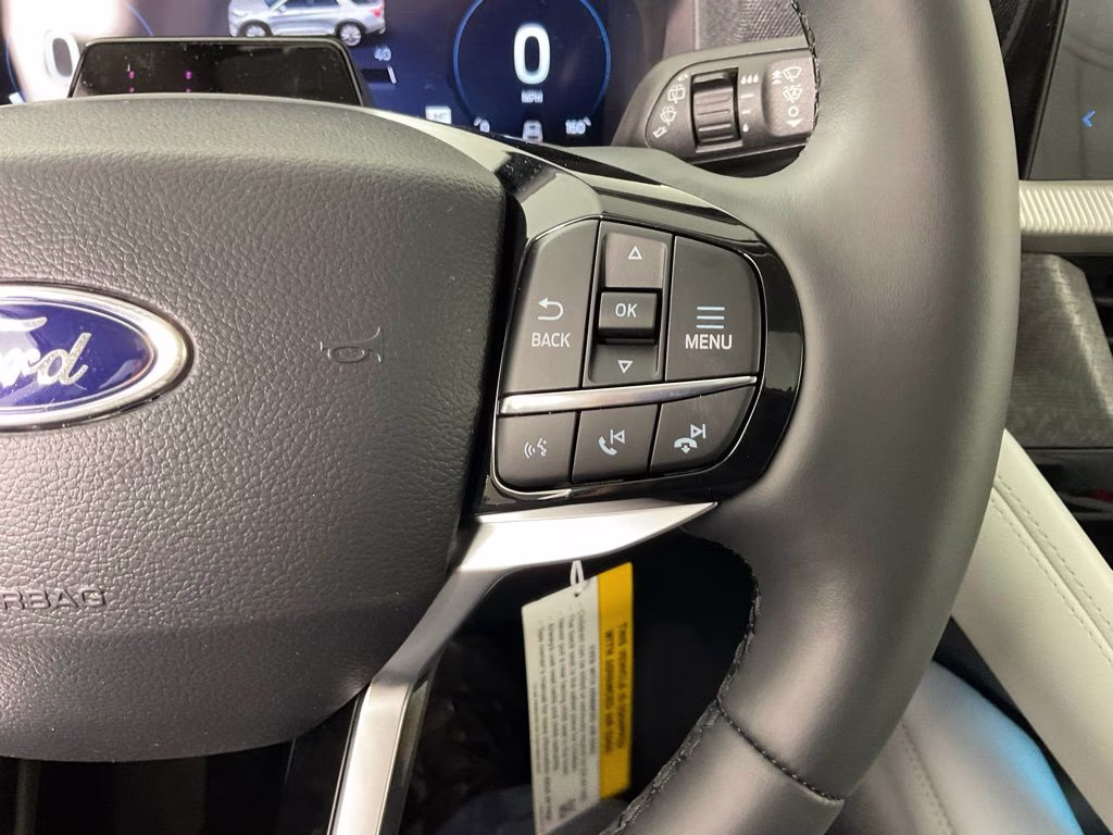 2026 White Metallic Ford Explorer Platinum 4X4 SUV