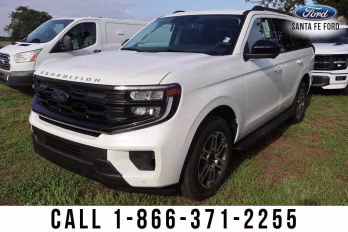 2026 White Ford Expedition Active 4X4 SUV