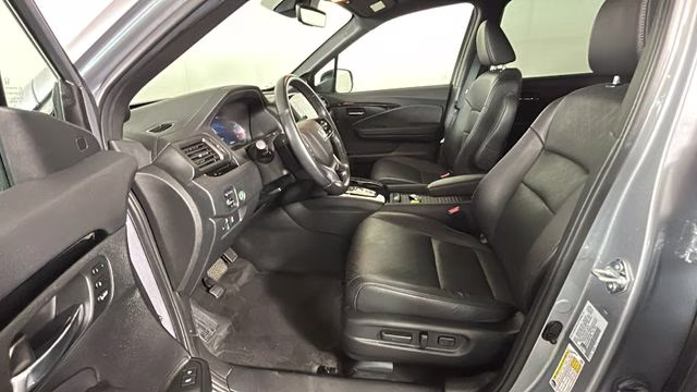2021 Lunar Silver Metallic Honda Passport Touring AWD SUV