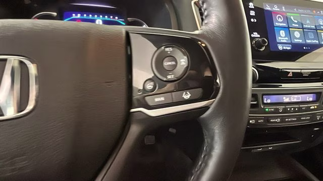 2021 Lunar Silver Metallic Honda Passport Touring AWD SUV