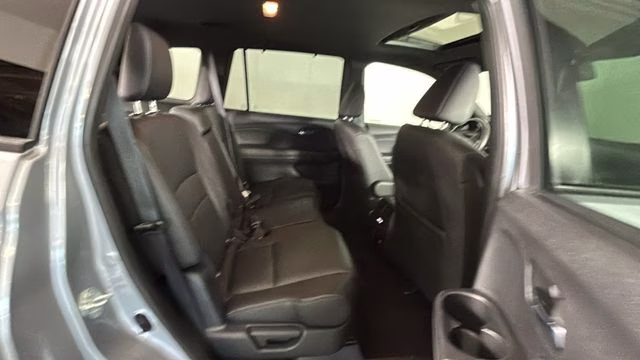 2021 Lunar Silver Metallic Honda Passport Touring AWD SUV