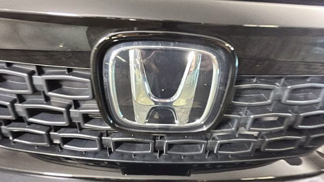 2021 Lunar Silver Metallic Honda Passport Touring AWD SUV