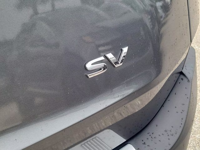 2023 Gun Metallic Nissan Rogue SV FWD SUV