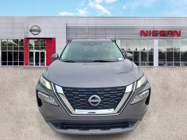 2023 Gun Metallic Nissan Rogue SV FWD SUV