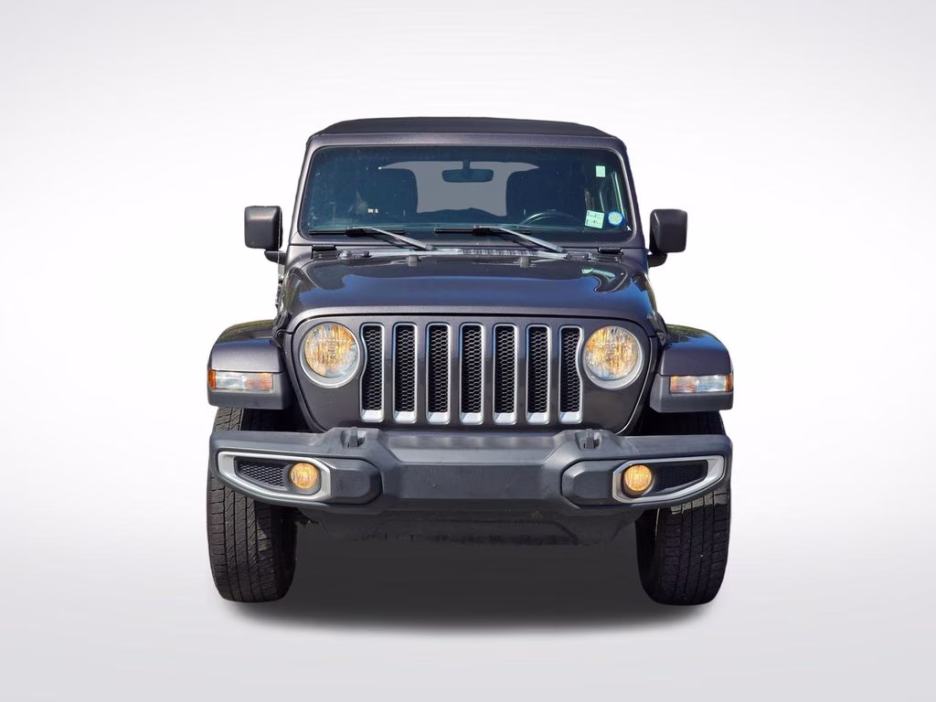 2022 Granite Crystal Metallic Clearcoat Jeep Wrangler Unlimited Sahara 4X4 SUV