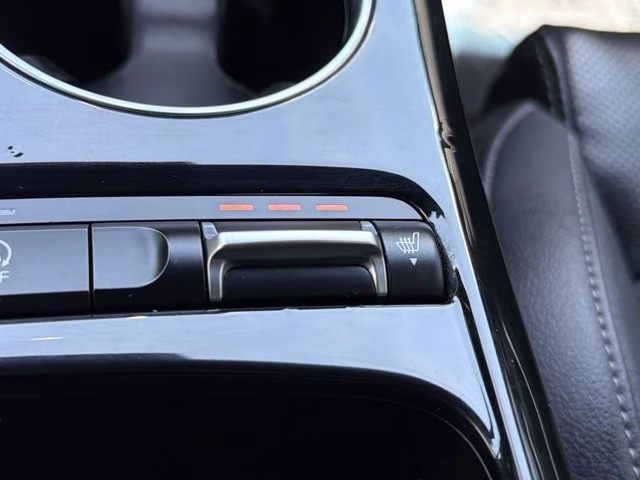 2022 Snow White Pearl Kia Stinger GT-Line RWD Sedan