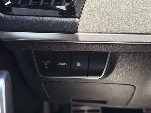 2022 Snow White Pearl Kia Stinger GT-Line RWD Sedan