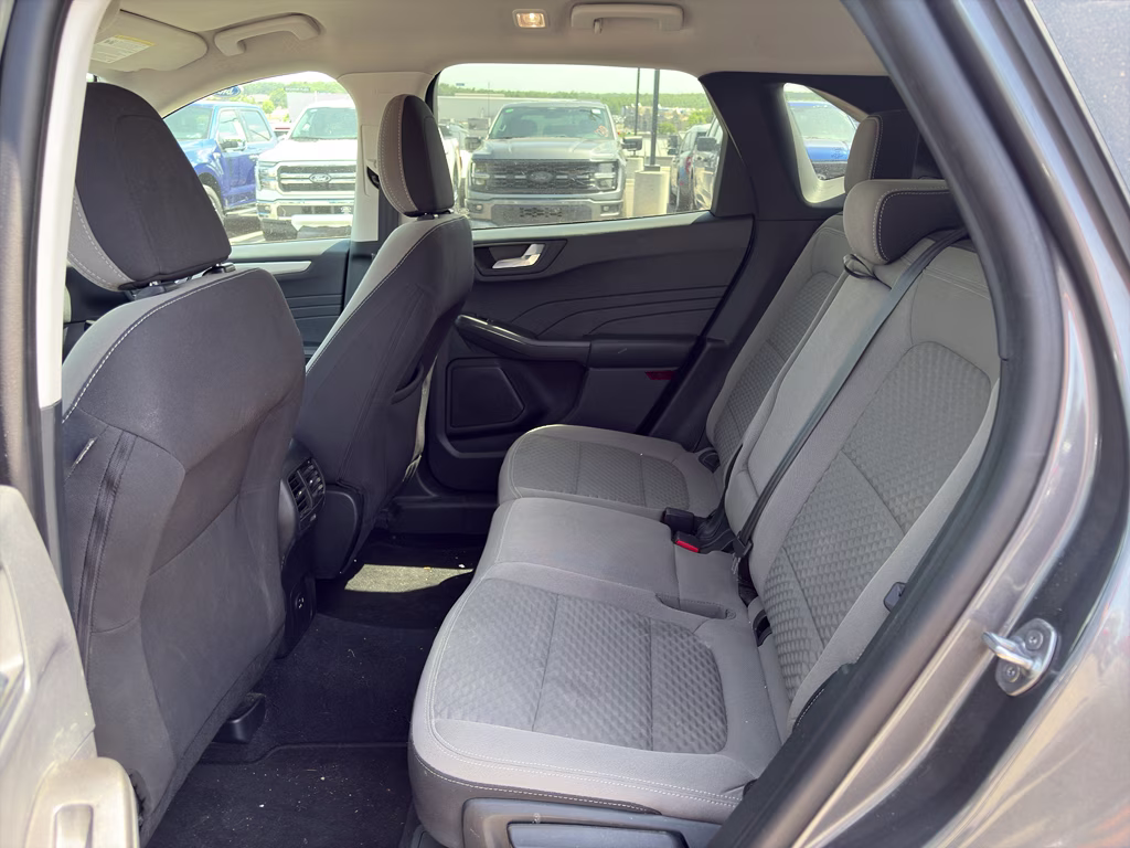 2021 Carbonized Gray Metallic Ford Escape SE AWD SUV