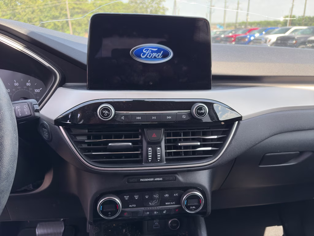 2021 Carbonized Gray Metallic Ford Escape SE AWD SUV