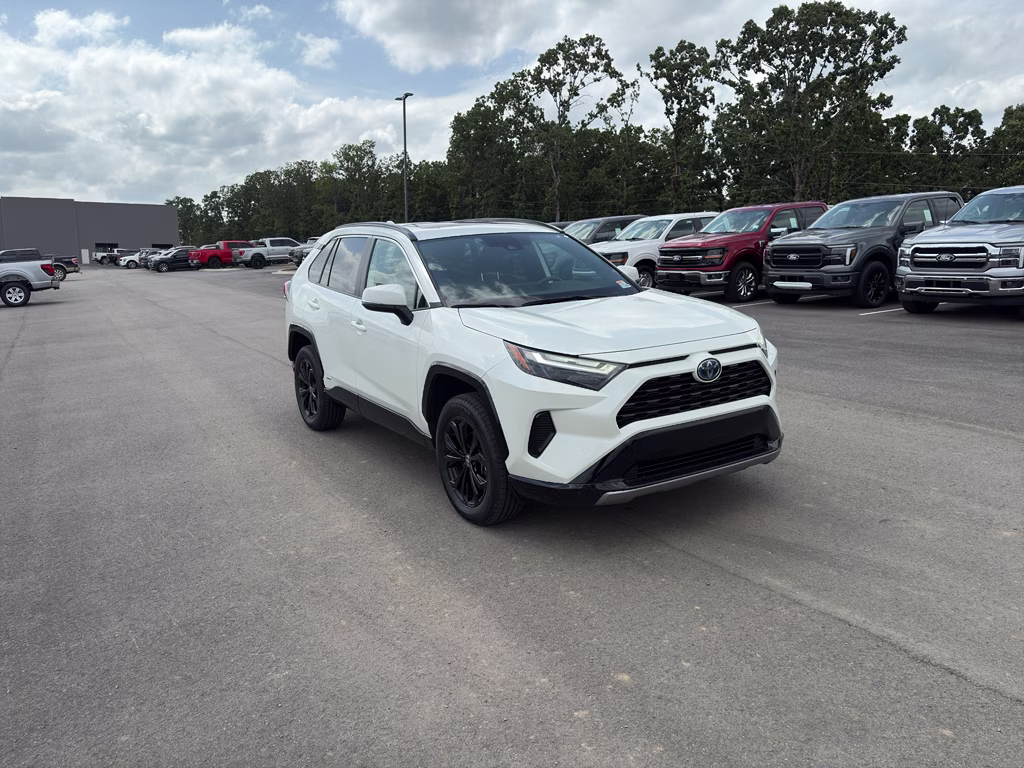 2022 Blizzard Pearl Toyota RAV4 Hybrid SE AWD SUV