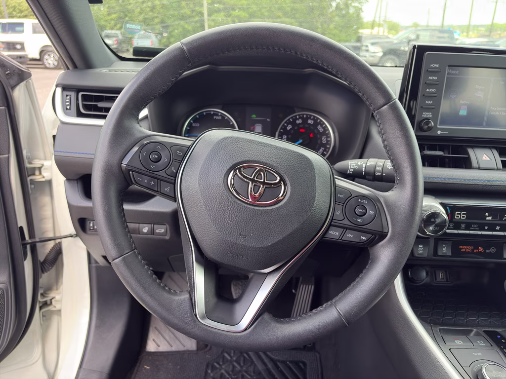 2022 Blizzard Pearl Toyota RAV4 Hybrid SE AWD SUV