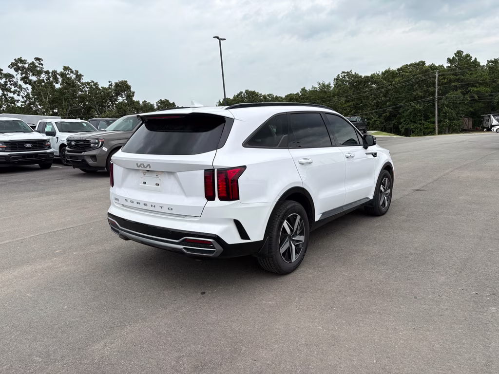 2022 Glacial White Pearl Kia Sorento EX FWD SUV