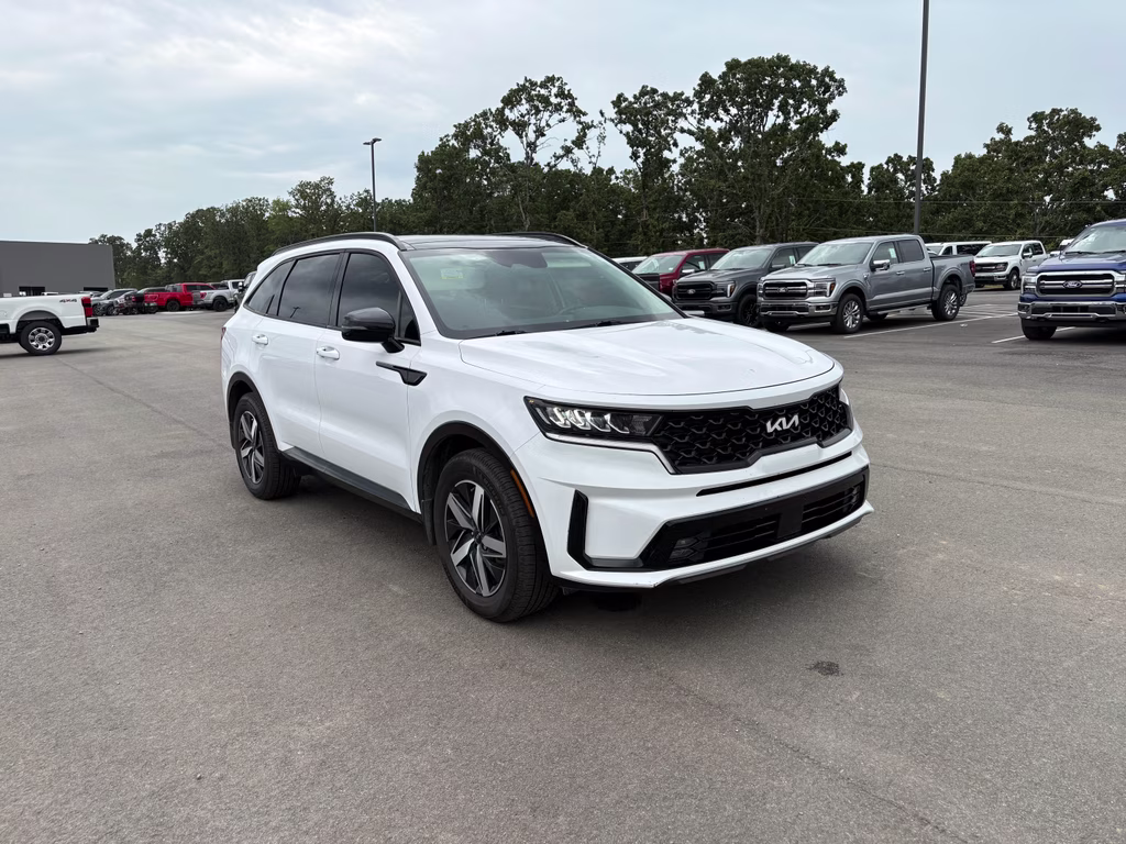 2022 Glacial White Pearl Kia Sorento EX FWD SUV